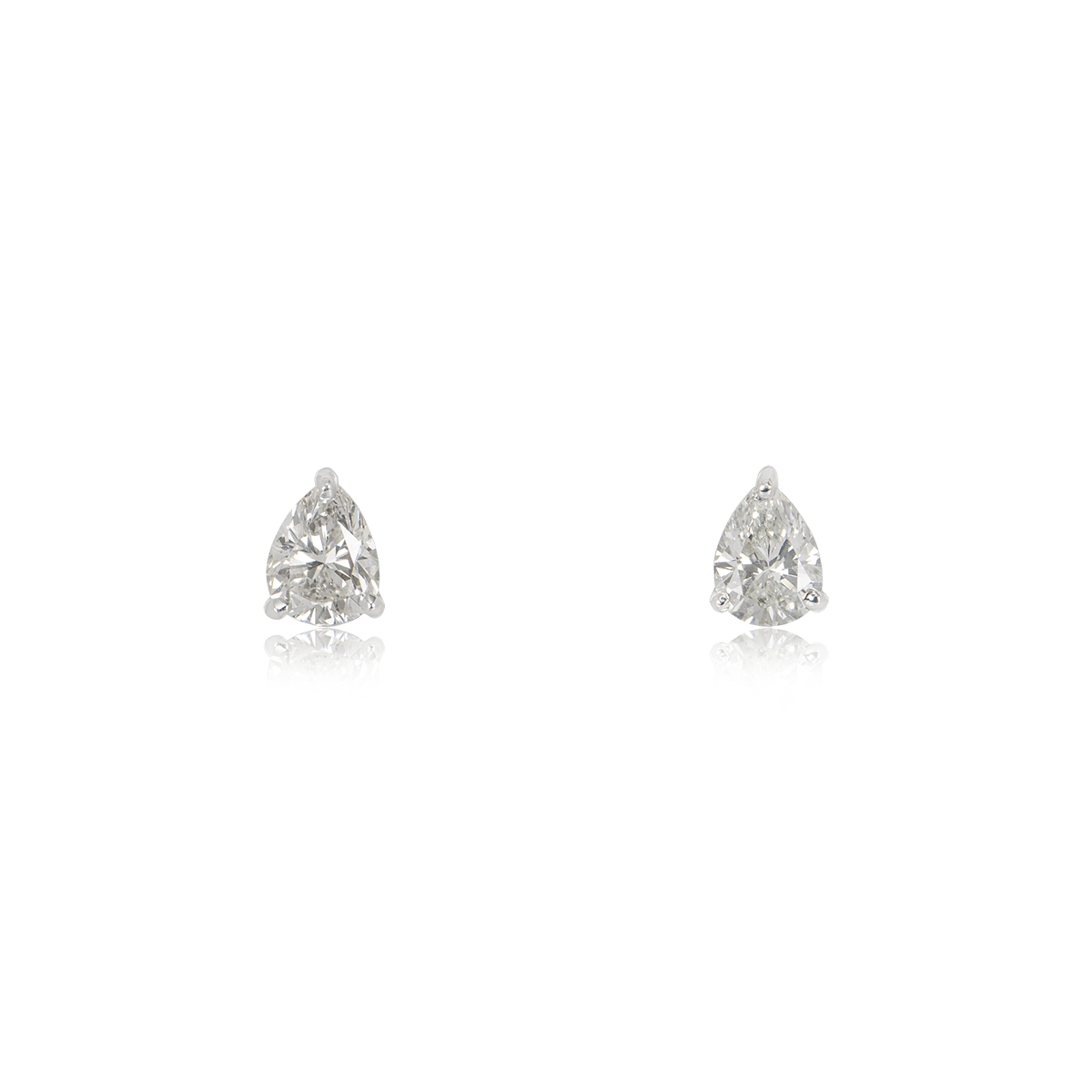 White Gold Pear Cut Diamond Earrings 0.52ct TDW